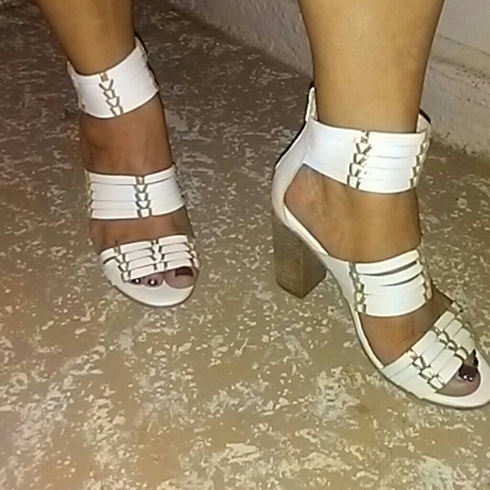 White wedges